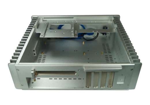 Nanum SE-H100 passiv gekühlt Mini-ITX Gehäuse silber